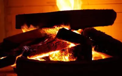 5 Must-Have Fireplace Tools